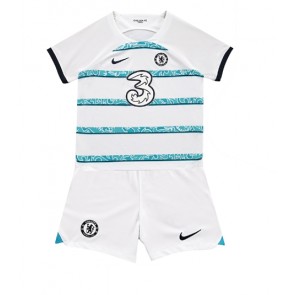Chelsea kläder Barn 2022-23 Bortatröja Kortärmad (+ korta byxor)